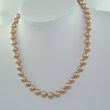 Laden Sie das Bild in den Galerie-Viewer, Perlenkette Zuchtperlen / Gold-Verschluss 8 Karat / ca. 50,0 cm Perlen 9,2 mm