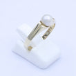 Laden Sie das Bild in den Galerie-Viewer, Vintage Damenring mit Perle / 333er - 8 Karat Gelbgold - 58 18,4 mm Ø
