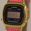 Laden Sie das Bild in den Galerie-Viewer, Casio Damenuhr / Alarm