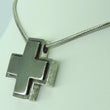 Laden Sie das Bild in den Galerie-Viewer, Vintage Unisex Kette 925er Silber mit Kreuz Anhänger