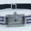 Laden Sie das Bild in den Galerie-Viewer, Art-Deco Damen Platin Armbanduhr mit Diamanten&Saphir
