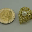 Laden Sie das Bild in den Galerie-Viewer, Vintage Brosche mit 0.48 ct. Brillanten & Perle / 585er - 14 Karat Gold