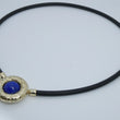Laden Sie das Bild in den Galerie-Viewer, Kautschukkette mit Anhänger aus 585er 14Karat Gold mit Lapis Lazuli 45cm