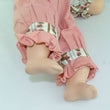 Laden Sie das Bild in den Galerie-Viewer, Baby Puppe mit rosa Anzug / Porzellankopf & Stoffkörper / ca.29 cm