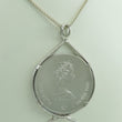 Laden Sie das Bild in den Galerie-Viewer, Münzanhänger mit Kette "Elisabeth II Canada 1974"Olympic Games Montreal 5 Dollar