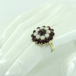 Laden Sie das Bild in den Galerie-Viewer, Vintage Damenring mit Granat & Opal / 333er Gold - 55 17,5 mm Ø *