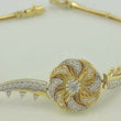 Laden Sie das Bild in den Galerie-Viewer, Vintage Armband mit "Zirkonia" 750er - 18 Karat Gold