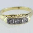 Laden Sie das Bild in den Galerie-Viewer, Vintage Damenring mit Diamanten ca.0.15 ct / 585er 14 K Gold 56 17,8 mm Ø*