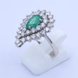 Laden Sie das Bild in den Galerie-Viewer, Damenring 585er-14K Weißgold mit ca, 1,6 ct Brillianten&Smaragd 57 18,1 mm Ø
