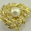 Laden Sie das Bild in den Galerie-Viewer, Vintage Brosche mit 0.48 ct. Brillanten & Perle / 585er - 14 Karat Gold