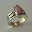 Laden Sie das Bild in den Galerie-Viewer, Silberring mit Rosenquarz Damen / 835 Silber