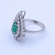 Laden Sie das Bild in den Galerie-Viewer, Damenring 585er-14K Weißgold mit ca, 1,6 ct Brillianten&Smaragd 57 18,1 mm Ø