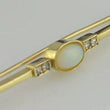 Laden Sie das Bild in den Galerie-Viewer, Vintage Anstecknadel mit Opal & Zirkonia / 333er - 8 Karat Gelbgold