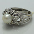 Laden Sie das Bild in den Galerie-Viewer, Vintage Damenring mit ca,1.0 ct.Diamanten & Perle / 950er-Platin 53 16,8 mm Ø *