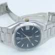 Laden Sie das Bild in den Galerie-Viewer, Bulova Quartz Vintage Herrenuhr Ref: 8570119