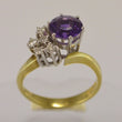 Laden Sie das Bild in den Galerie-Viewer, Vintage Damenring mit Amethyst & Brillanten / 585er 14 Karat Gold-52 16,5 mm Ø *