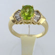 Laden Sie das Bild in den Galerie-Viewer, Vintage Damenring mit Peridot&amp; Diamanten ca,1.0 ct /585er 14 Karat Gelbgold
