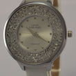 Laden Sie das Bild in den Galerie-Viewer, Crystal Colours Damenuhr / Quartz Strass Steine

