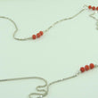 Laden Sie das Bild in den Galerie-Viewer, Vintage Damen 925er Silber Collier mit Koralle

