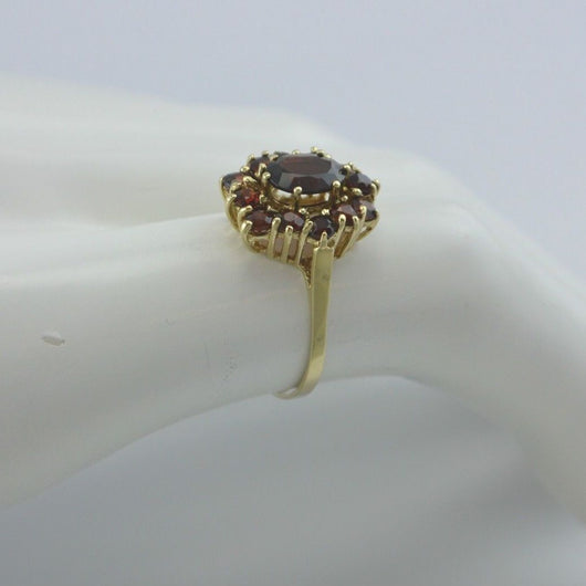Vintage Damenring mit Granat / 333er 8 Karat Gelbgold 54 17,2 mm Ø *