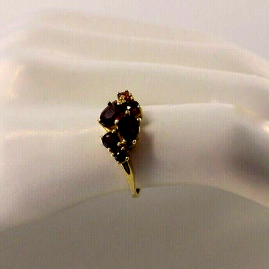 Vintage Damenring mit Granat / 333er Gold 8 Karat - 58 18,4 mm Ø *