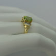 Laden Sie das Bild in den Galerie-Viewer, Vintage Damenring mit Peridot&amp; Diamanten ca,1.0 ct /585er 14 Karat Gelbgold
