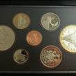 Laden Sie das Bild in den Galerie-Viewer, 1982 Royal Canadian Mint / Kursmünzen / Canadian Dollar
