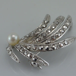 Brosche mit Perle & Markasiten Steine/ 925er Silber
