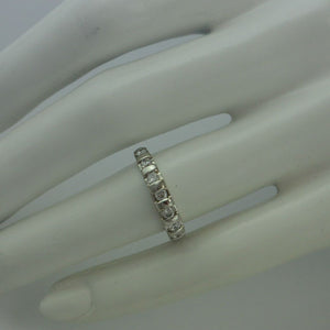 Damenring mit Zirkonia / 333er 8 Karat Weißgold-53 16,5 mm Ø