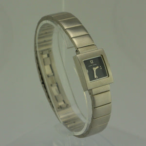 ADORA Design - Damenarmbanduhr / Quarz / Edelstahl
