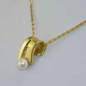 Vintage Anhänger mit Zirkonia & Perle / 333er - 8 Karat Gold ohne Kette