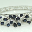 Laden Sie das Bild in den Galerie-Viewer, Damen Armreif Nickel &amp; Silber mit Saphire ca. 0.50 ct und Diamanten ca. 18 ct
