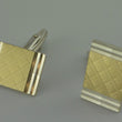 Laden Sie das Bild in den Galerie-Viewer, Manschettenknöpfe - 835 Silber &amp; vergoldet / rechteckig - ca. 21,5 x 15,0 mm
