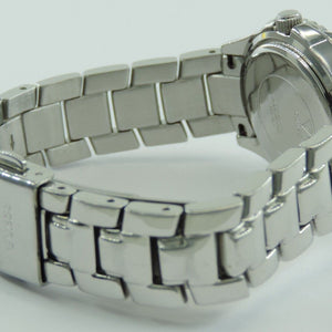 Guess Damenuhr mit Strasssteinen Quarz Ref: 1995273L1