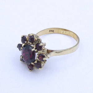 Vintage Damenring mit Granat 333er 8 Karat Gelbgold - 49 15,6 mm Ø *