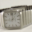 Laden Sie das Bild in den Galerie-Viewer, Vintage Eterna Ref 111 4148 41 A Quartz Damenuhr

