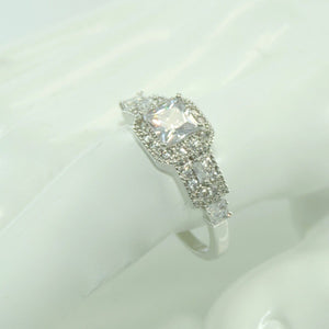 Damenring Silber 925er mit Zirkonia 70 22,3 mm Ø Wie Neu..