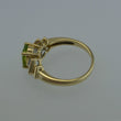 Laden Sie das Bild in den Galerie-Viewer, Vintage Damenring mit Peridot&amp; Diamanten ca,1.0 ct /585er 14 Karat Gelbgold
