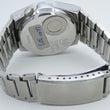 Laden Sie das Bild in den Galerie-Viewer, Vintage Ronda-Quartz Herrenuhr Quarz 32`768 Hz
