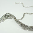 Laden Sie das Bild in den Galerie-Viewer, Modisches Damen Collier mit Strass in Krawattenoptik
