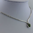 Laden Sie das Bild in den Galerie-Viewer, elegantes Collier mit Olivenit und Zirkonia / 925 Silber / 40,0 cm
