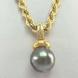 Laden Sie das Bild in den Galerie-Viewer, Vintage 585er 14 K Gold Kette &amp; Anhänger mit Tahitiperle Ø 12,6mm &amp; Brillanten
