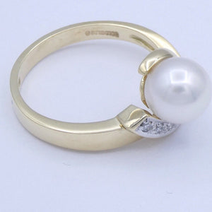 Damen Ring 333er K Gold mit Perle & Diamant - 56 17,8 mm Ø *