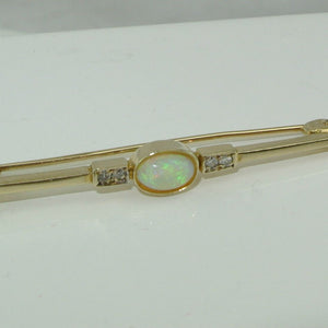 Vintage Anstecknadel mit Opal & Zirkonia / 333er - 8 Karat Gelbgold