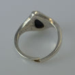 Laden Sie das Bild in den Galerie-Viewer, Vintage Damenring Onyx / 835 Silber 51 16,2 mm Ø
