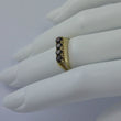 Laden Sie das Bild in den Galerie-Viewer, Vintage Damenring mit Granat / 333er - 8 Karat Gelbgold / Größe 56 17,8 mm Ø *

