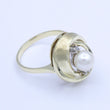 Laden Sie das Bild in den Galerie-Viewer, Vintage Damenring mit Perle &amp; Diamanten / 585er - 14 Karat Gold - 59 18,8 mm Ø
