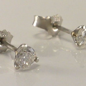 Brilliant Studs 585 14 carat white gold 0,20ct Solitaire
