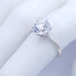 Laden Sie das Bild in den Galerie-Viewer, Damenring mit Zirkonia 585er - 14 Karat Weißgold - 54 17,2 mm Ø
