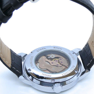 Helvetia Triqetra Herrenuhr/ Handaufzug Ref:. H099M